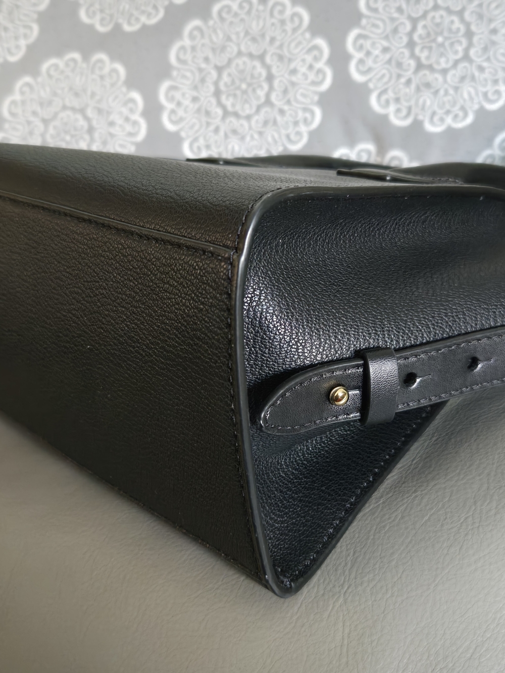 Michael Kors Black Structured Leather Satchel with Wallet NWOT - Picture 9 of 16